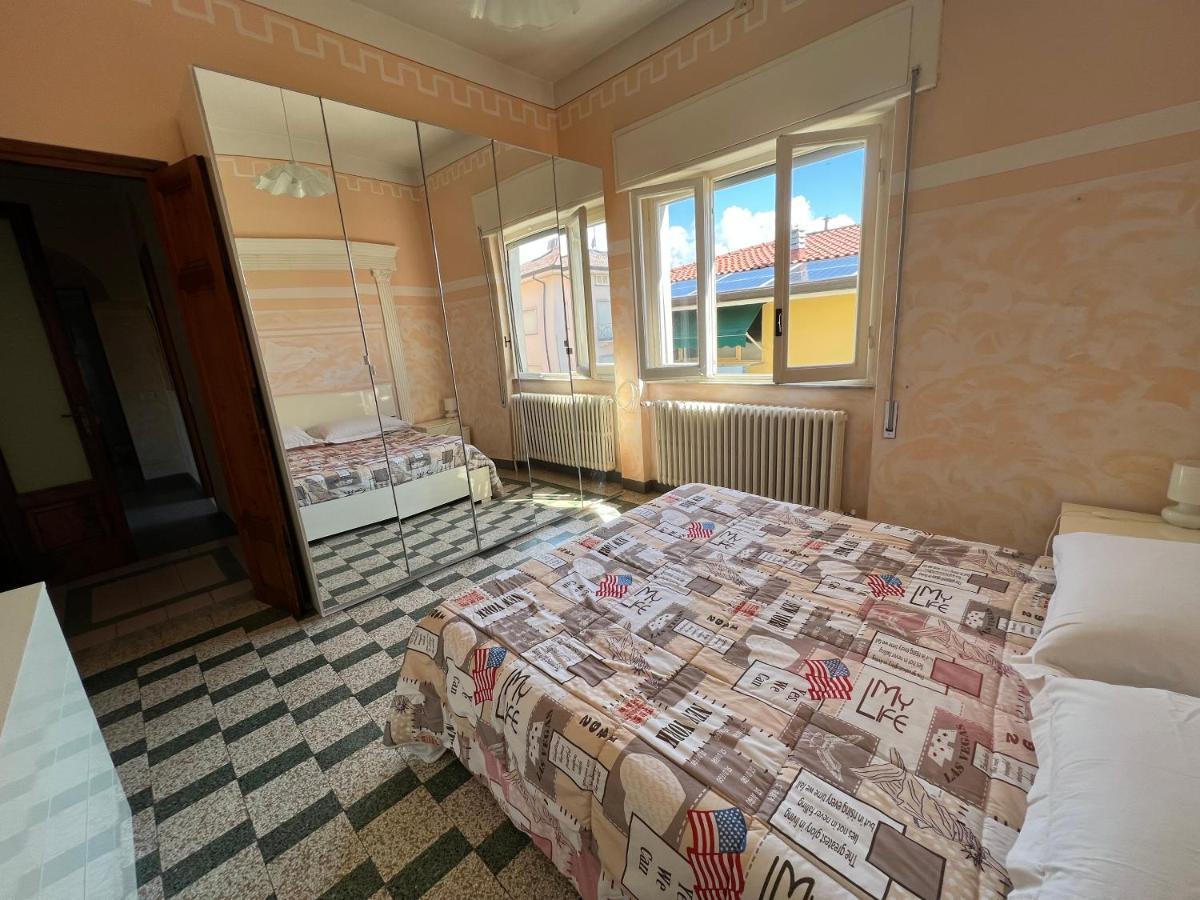 Villa Sophia Mare 1 Lido di Camaiore Zewnętrze zdjęcie